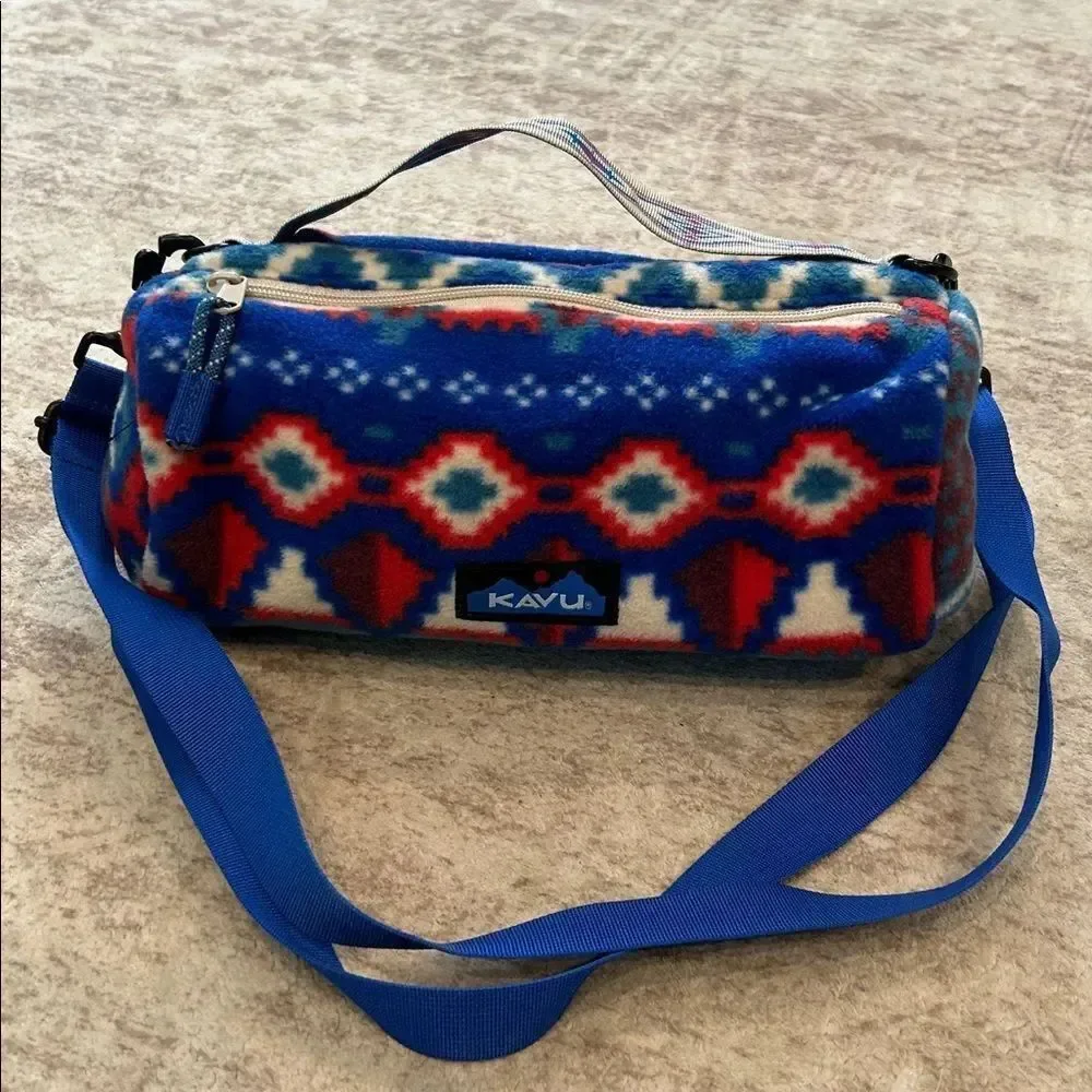 KAVU Multicolor Geometric fleece Crossbody Bag